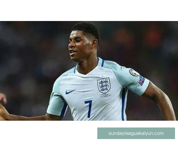 足球活动动态引发球迷关注，赛事安排和比赛表现备受期待。